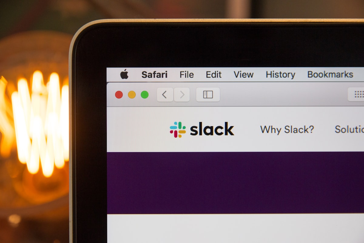 MacでSlack通知が届かない問題の解決方法（2026年版）：macOS Tahoe完全ガイド